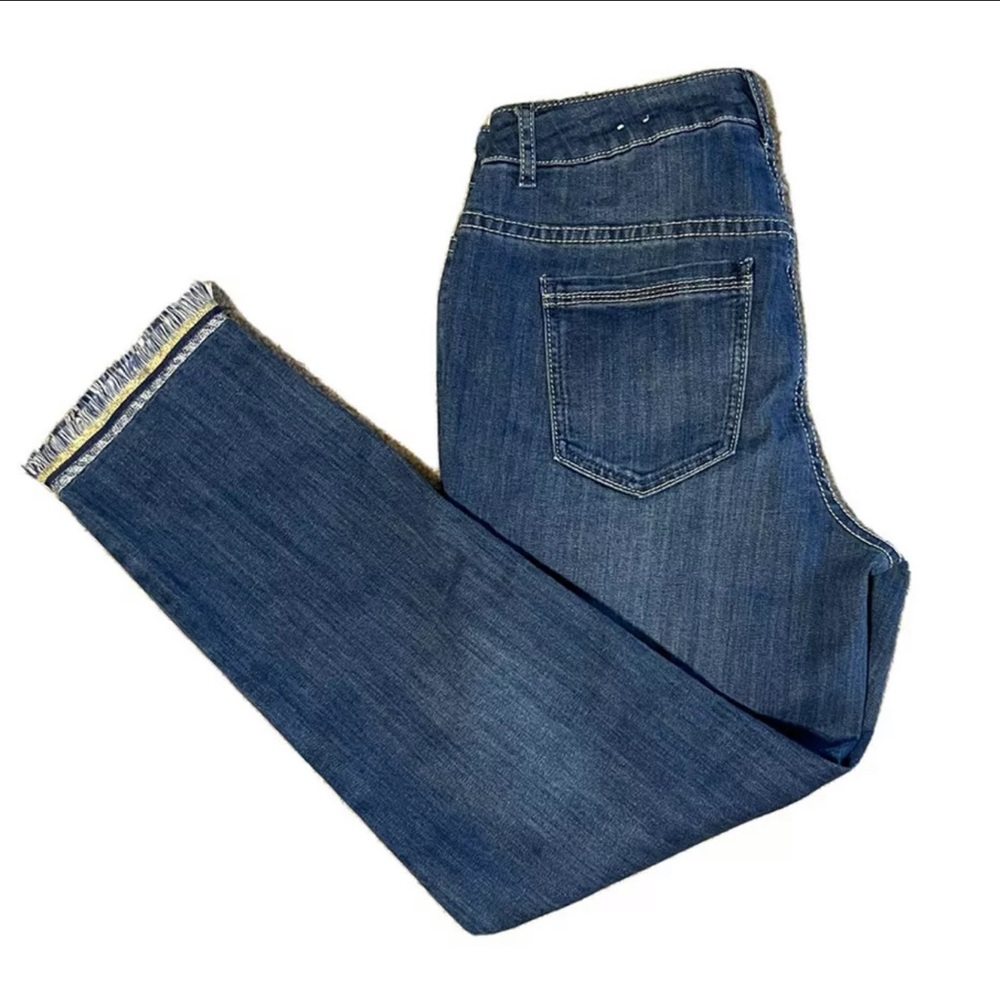 Woman’s Size 4 Jeans Reg Fit Christopher & Banks